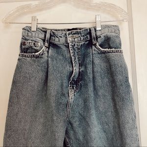 BDG Paperbag Jeans